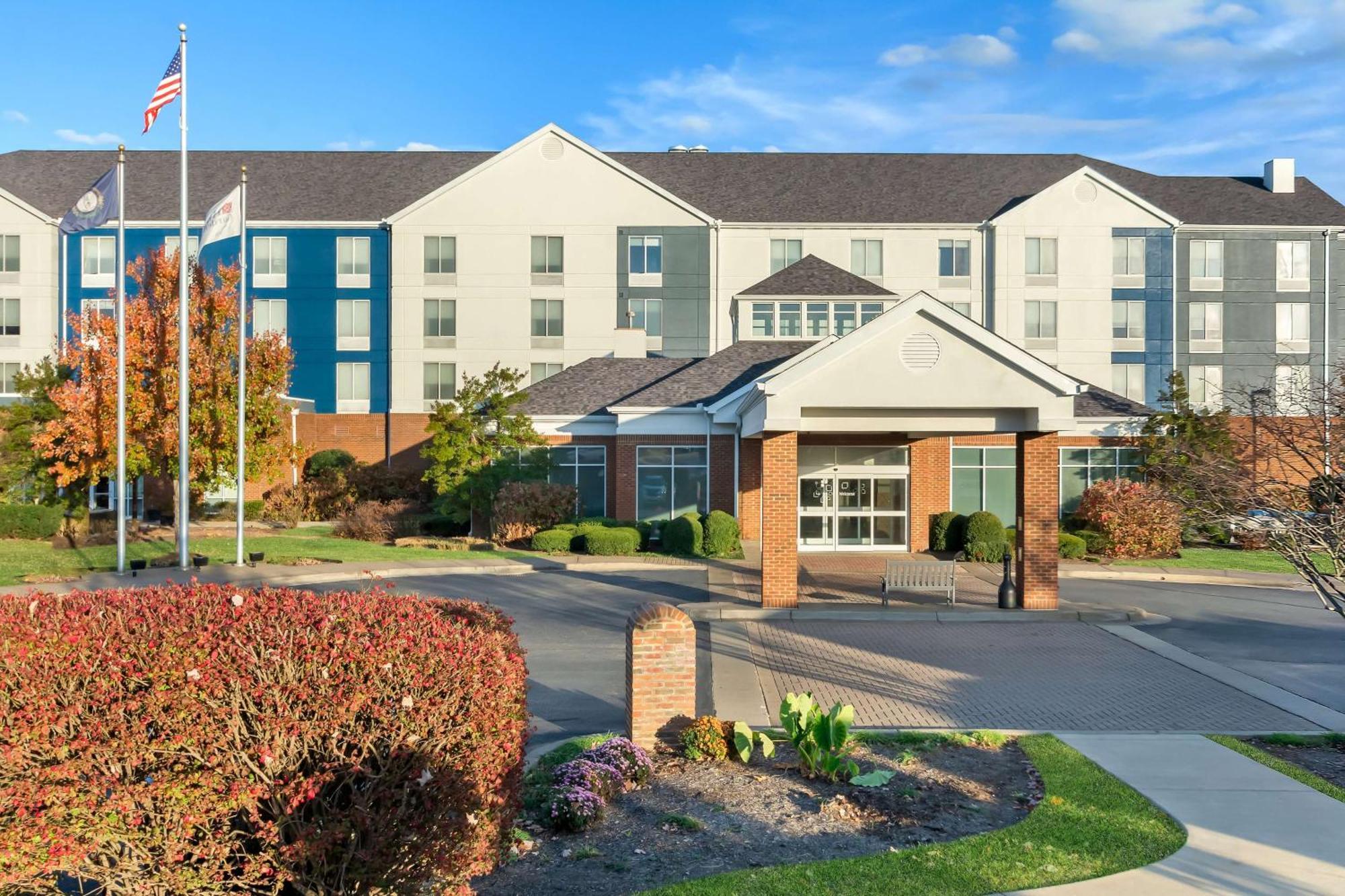 Hilton Garden Lexington Hotel 3*